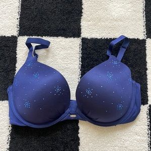 Victoria’s Secret 34D Fabulous Plunge Bra